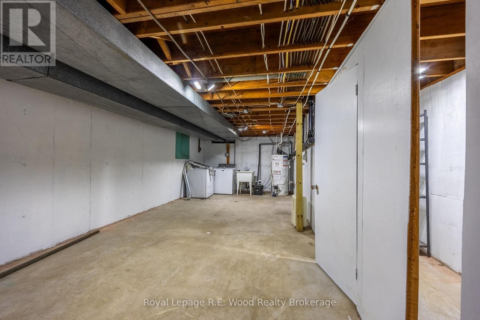 6 Highland Drive, Tillsonburg, ON - Indoor Photo Showing Basement