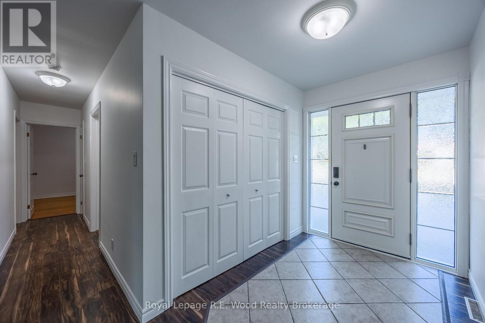 6 Highland Drive, Tillsonburg, ON - Indoor Photo Showing Other Room