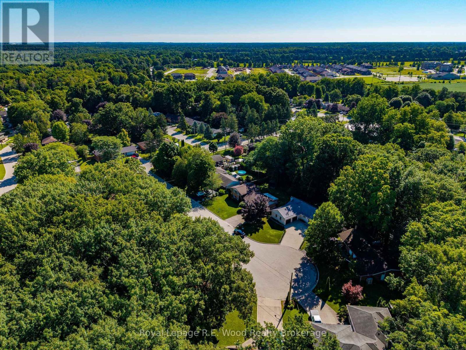 6 Highland Drive, Tillsonburg, ON - Outdoor With View