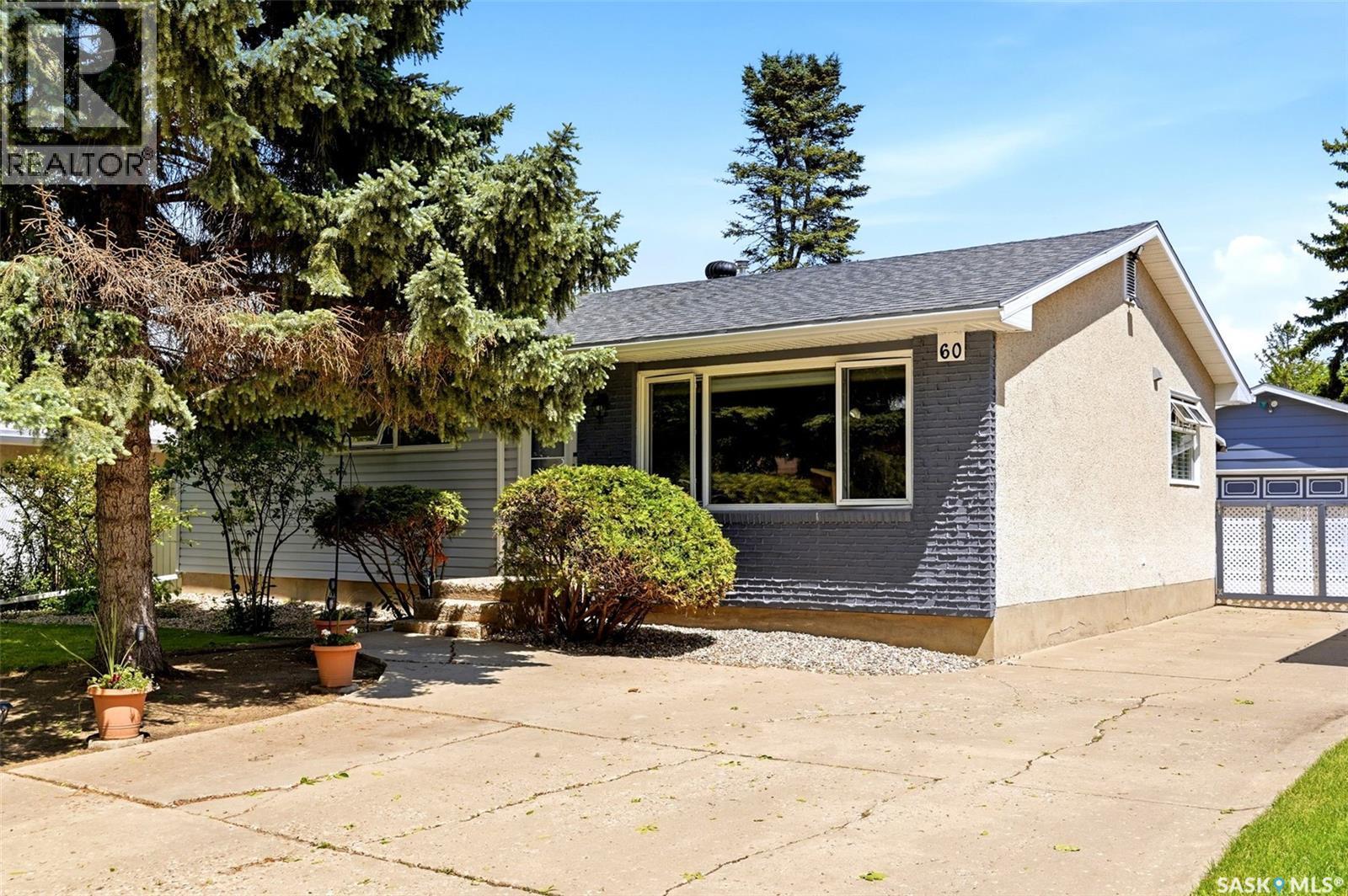 60 Krivel Crescent, Regina, SK - Outdoor