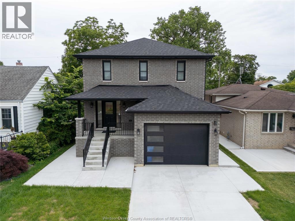 1019 Glidden, Windsor, ON - Outdoor