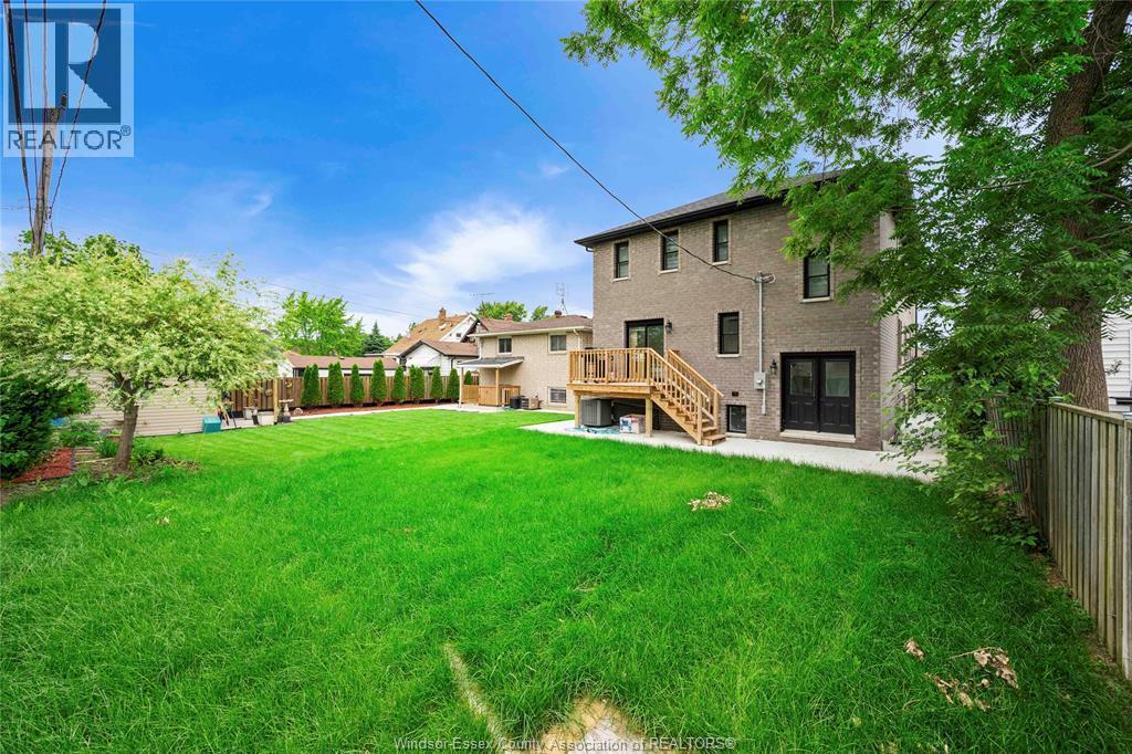 1019 Glidden, Windsor, ON - Outdoor With Backyard