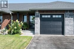 9 MCINTOSH CRESCENT Quinte West (Murray Ward), ON K8V 0G1