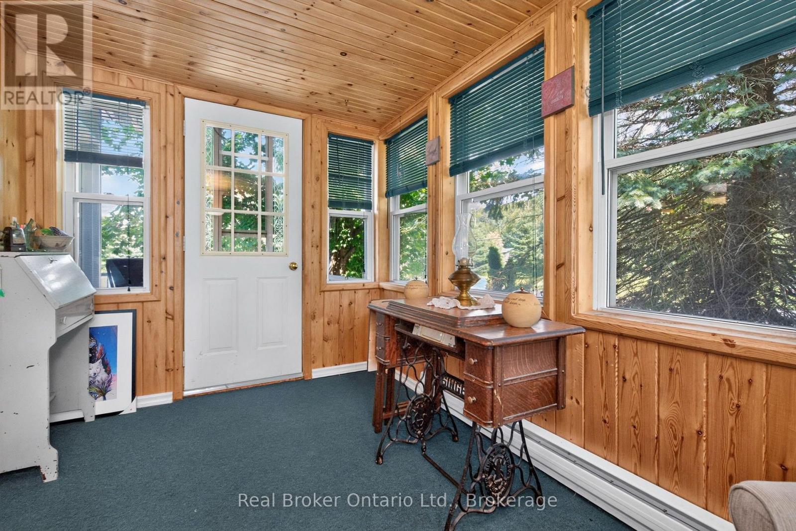 Living Room - 150 Lafontaine Road E, Tiny, ON - With Deck Patio Veranda With Exterior