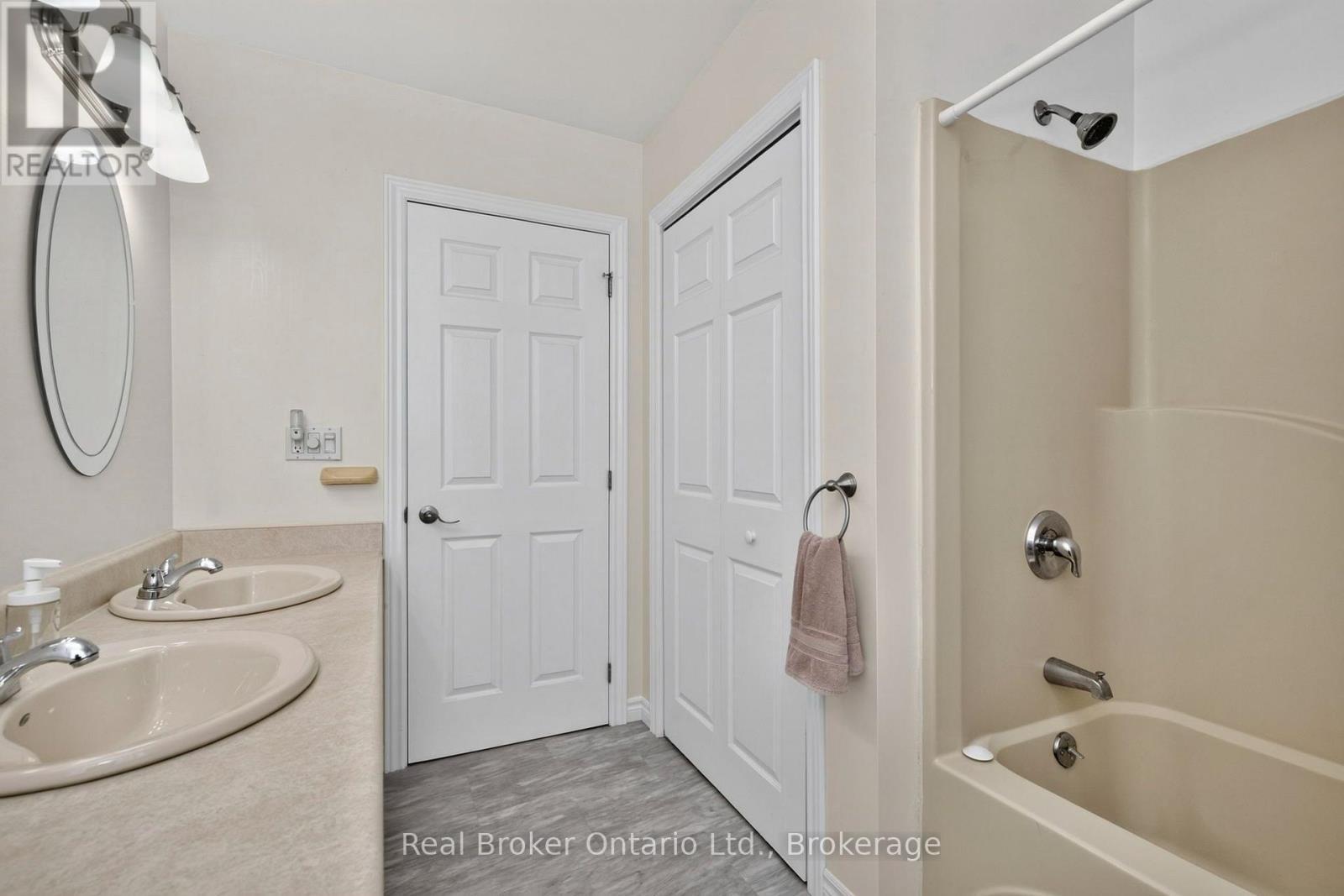 150 Lafontaine Road E, Tiny, ON - Indoor Photo Showing Bathroom