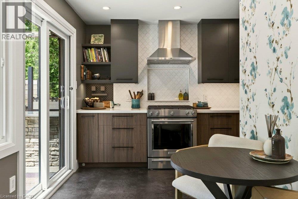 99 Hillcrest Avenue, Hamilton, ON - Indoor