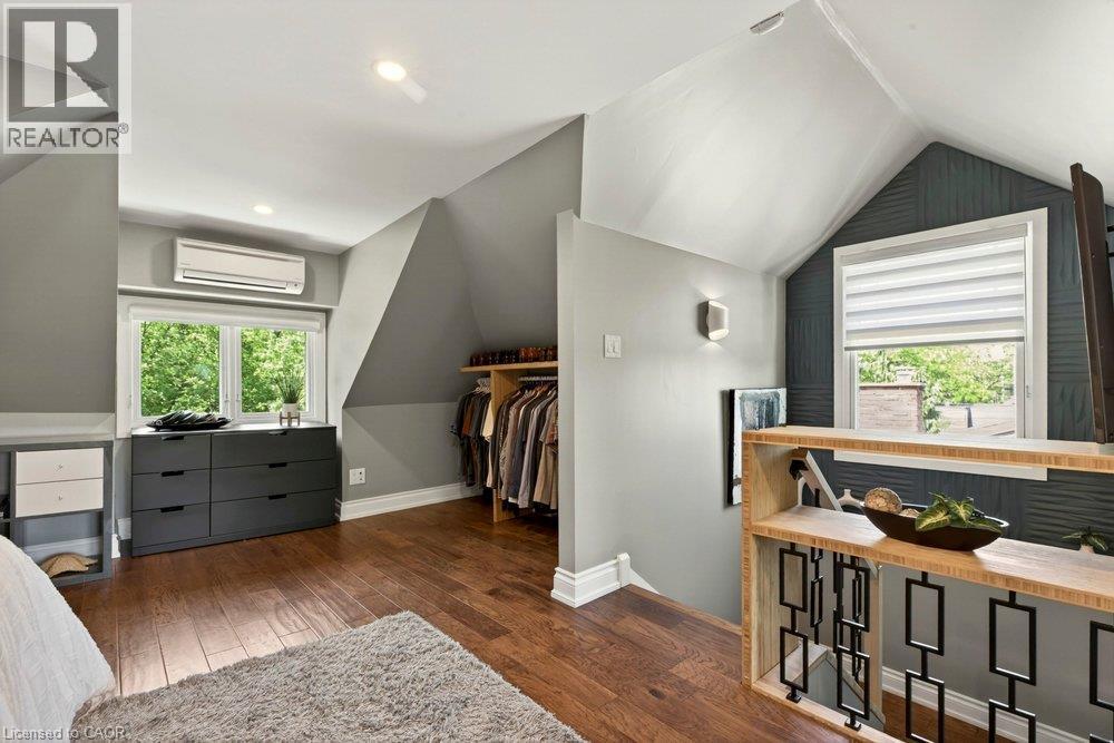 99 Hillcrest Avenue, Hamilton, ON - Indoor