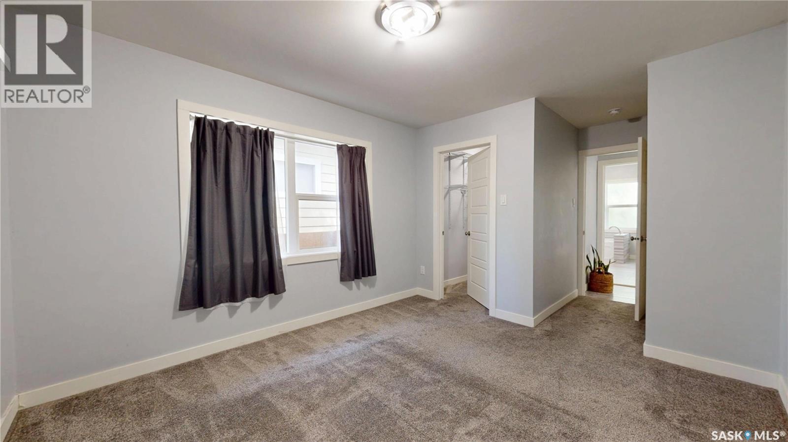 3231 Hill Avenue, Regina, SK - Indoor Photo Showing Other Room