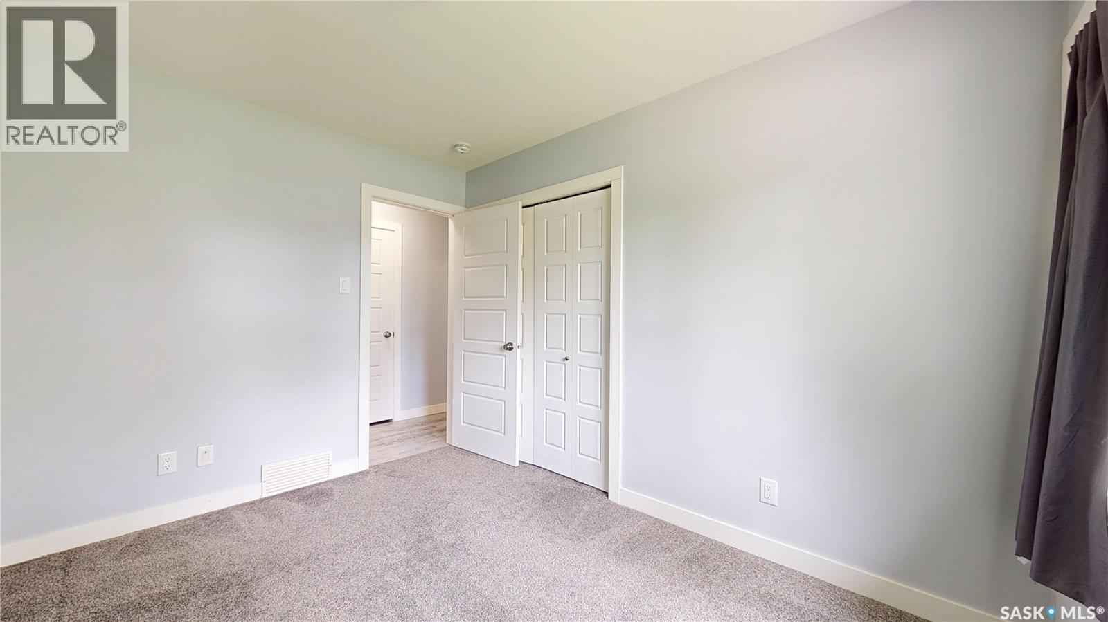 3231 Hill Avenue, Regina, SK - Indoor Photo Showing Other Room