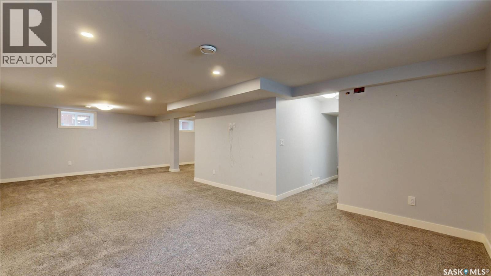 3231 Hill Avenue, Regina, SK - Indoor Photo Showing Basement