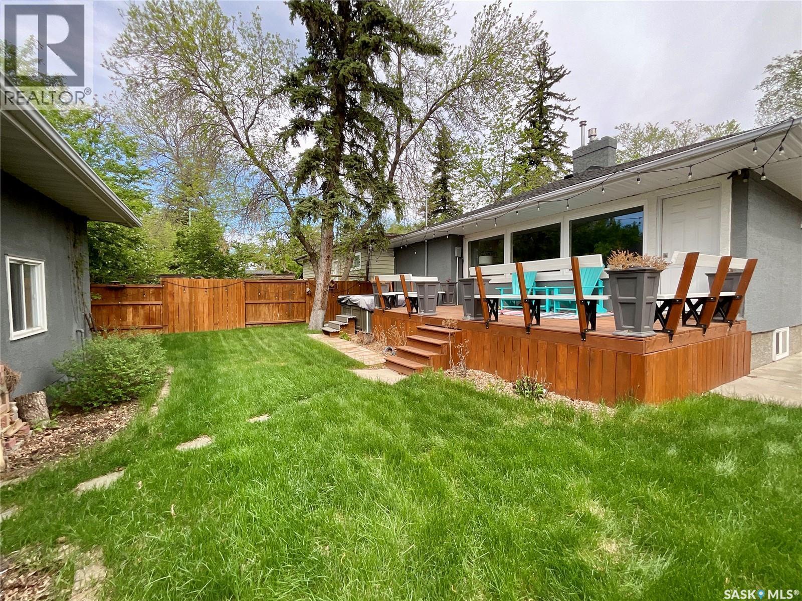 3231 Hill Avenue, Regina, SK - Outdoor With Deck Patio Veranda