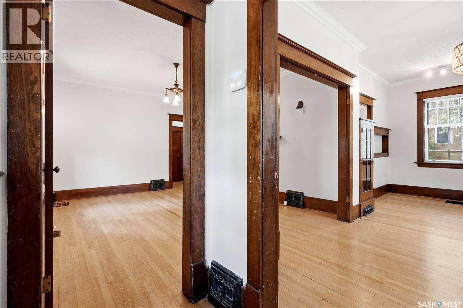 1706 15Th Avenue, Regina, SK - Indoor Photo Showing Other Room