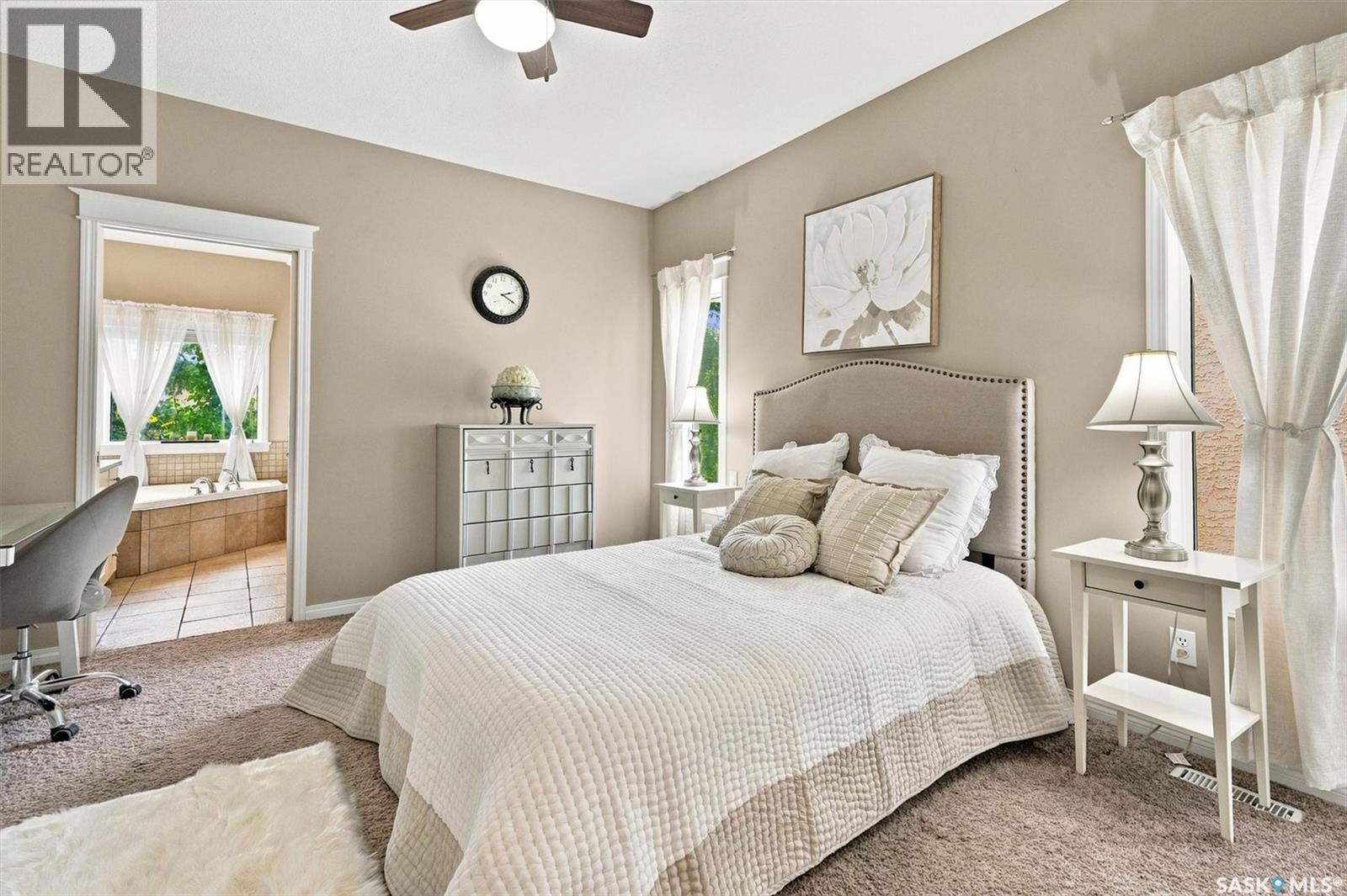 715 Bellmont Court, Saskatoon, SK - Indoor Photo Showing Bedroom