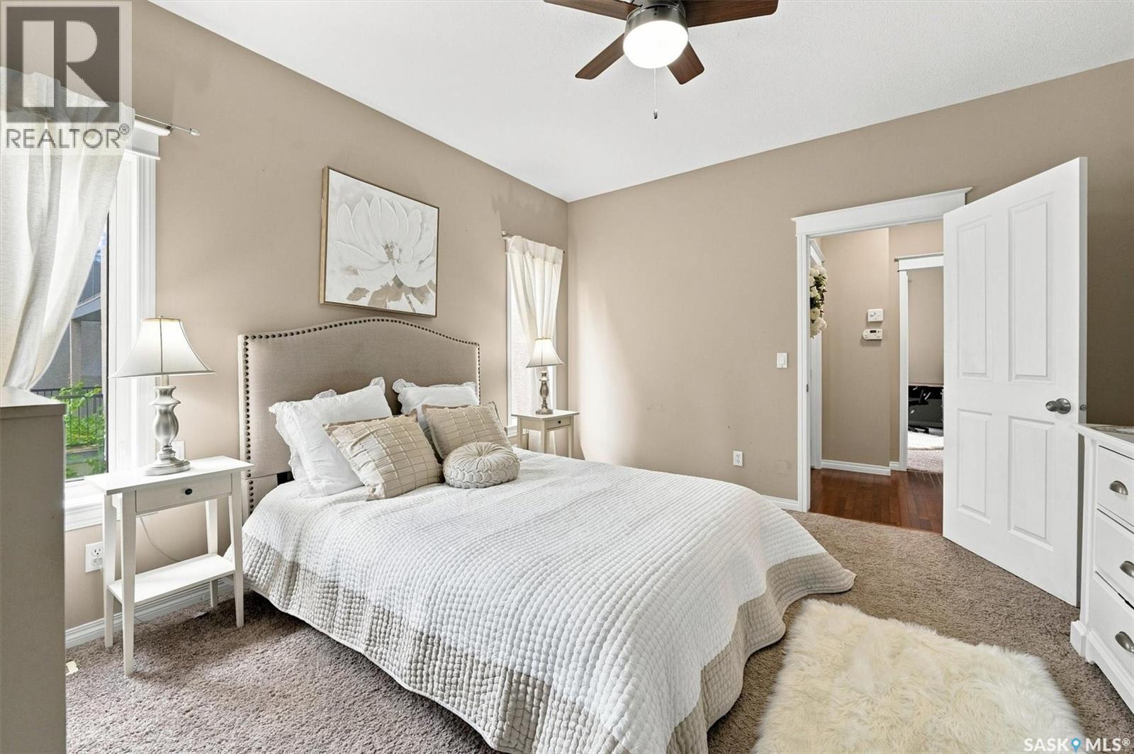 715 Bellmont Court, Saskatoon, SK - Indoor Photo Showing Bedroom