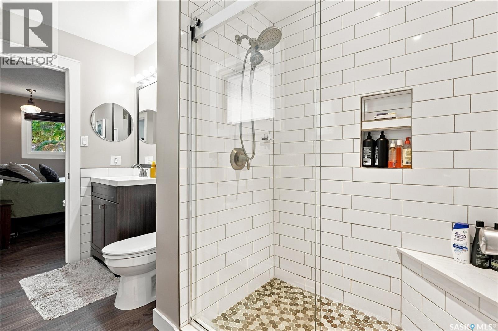 29 Everett Crescent, Regina, SK - Indoor Photo Showing Bathroom