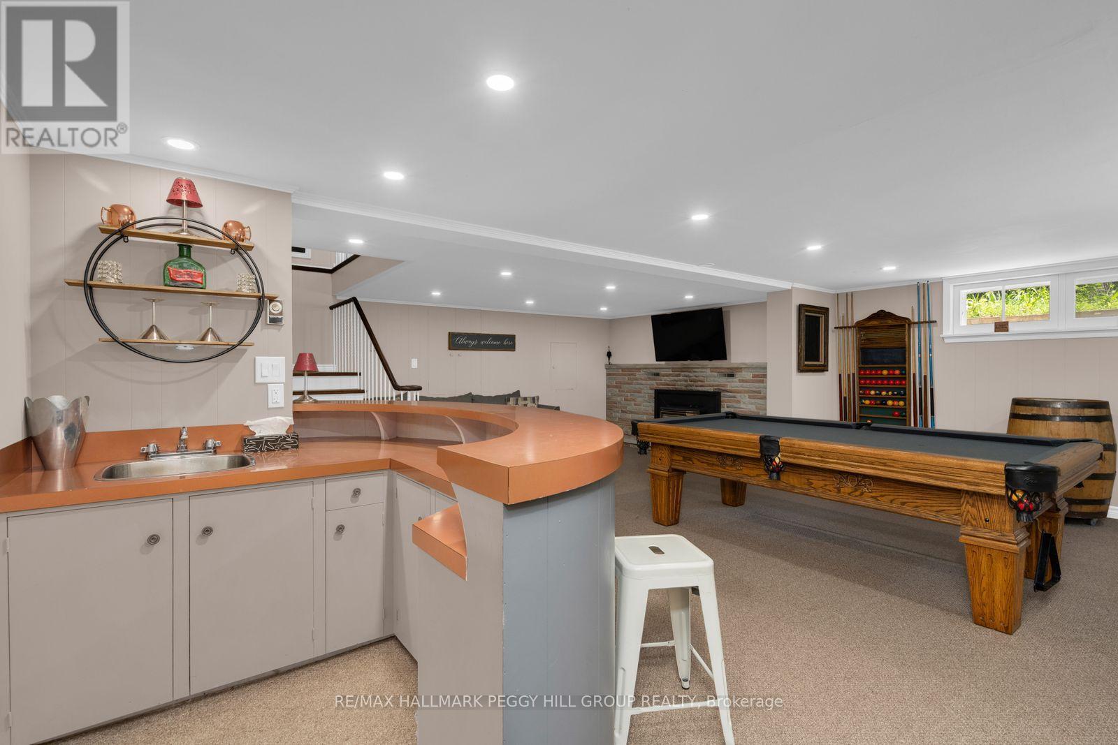 1863 Tiny Beaches Road S, Tiny, ON - Indoor Photo Showing Other Room