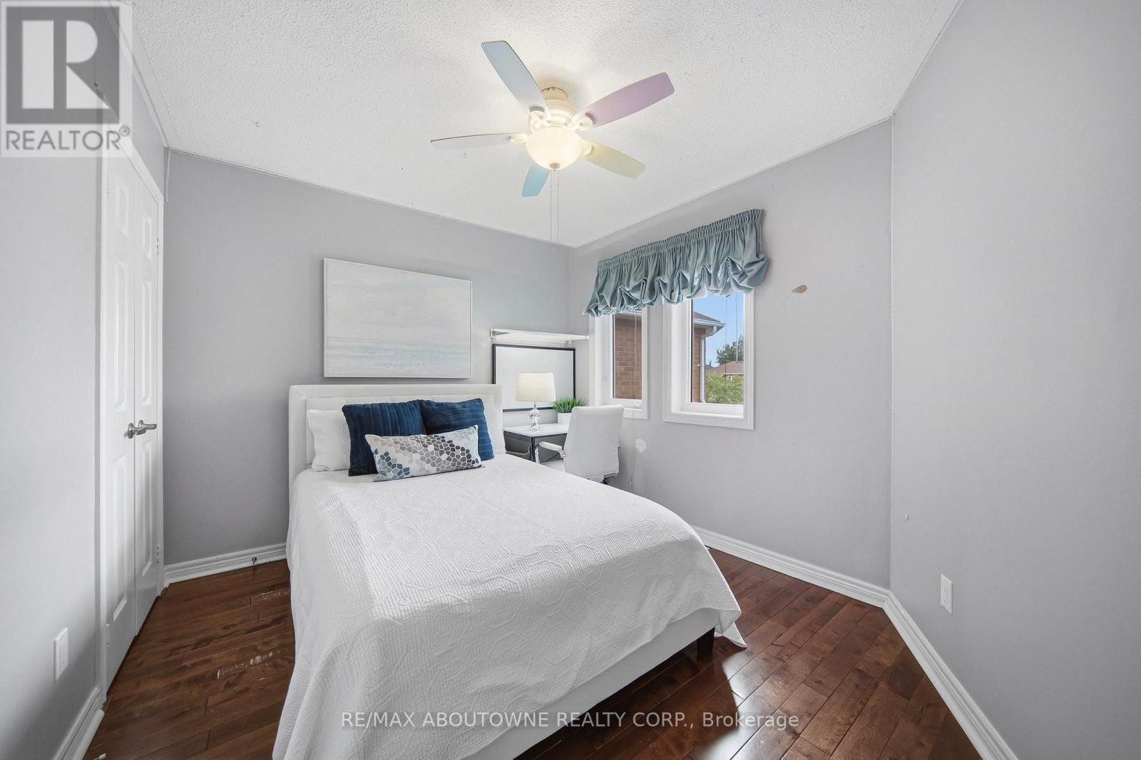 5184 Red Brush Drive, Mississauga, ON - Indoor Photo Showing Bedroom