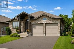 30 DUNCAN COURT Centre Wellington, ON N1M 0E9