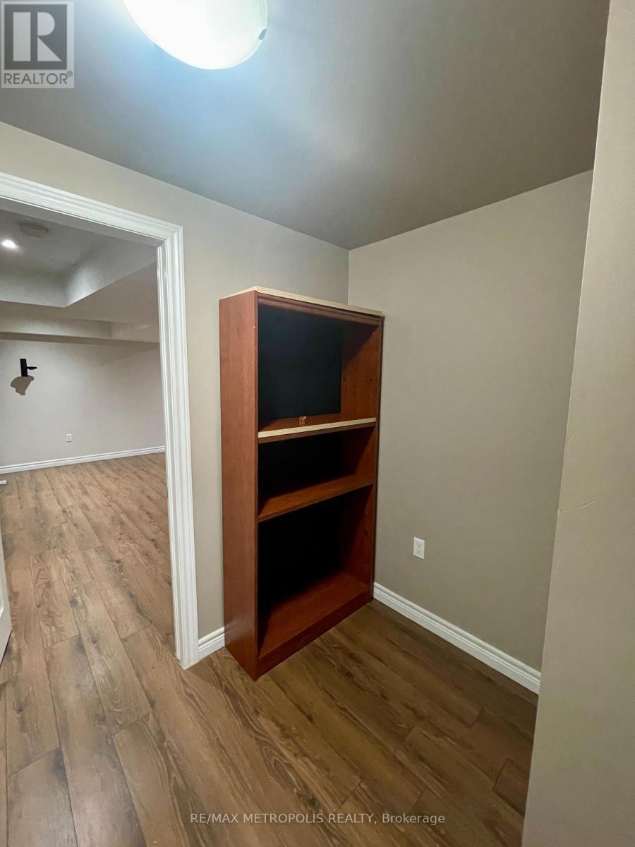 2 Doon Creek Street, Kitchener, ON - Indoor Photo Showing Other Room