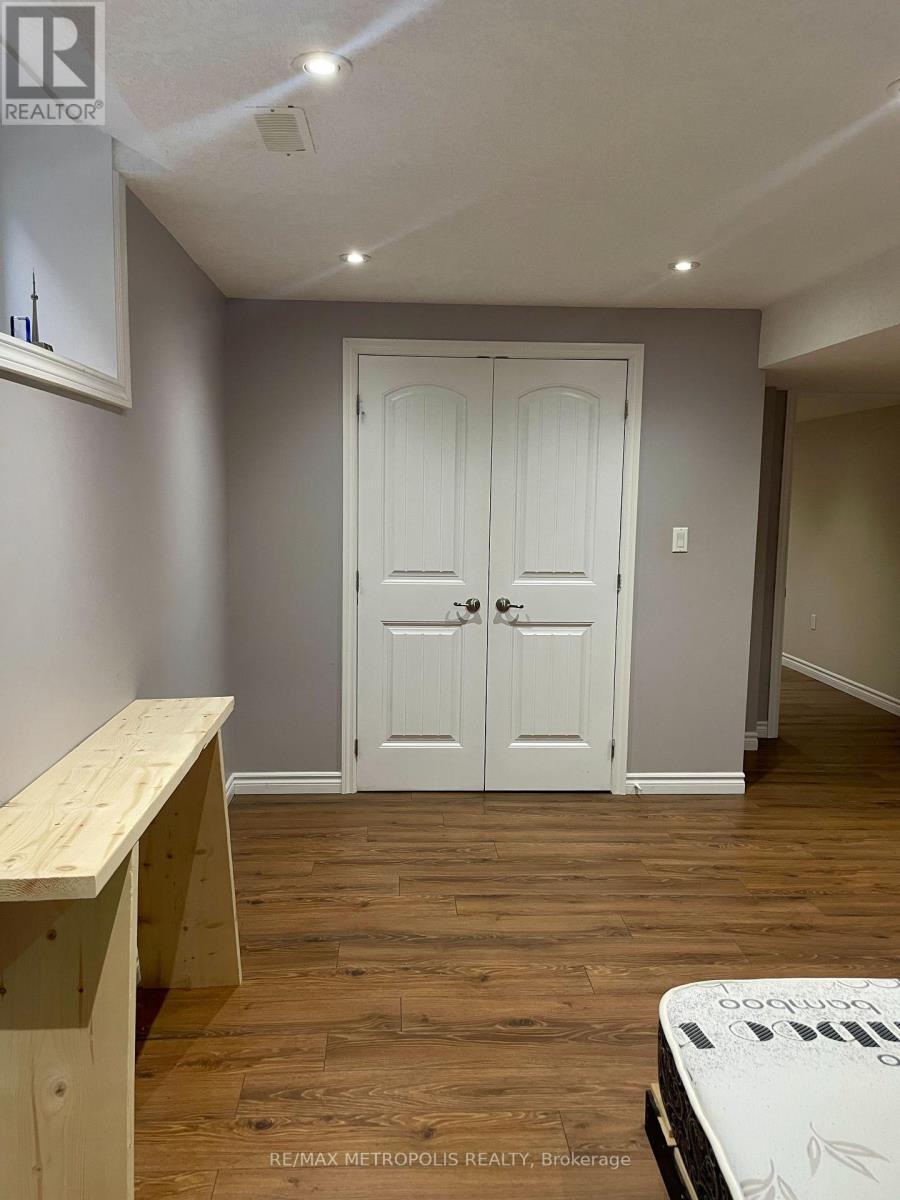 2 Doon Creek Street, Kitchener, ON - Indoor Photo Showing Other Room