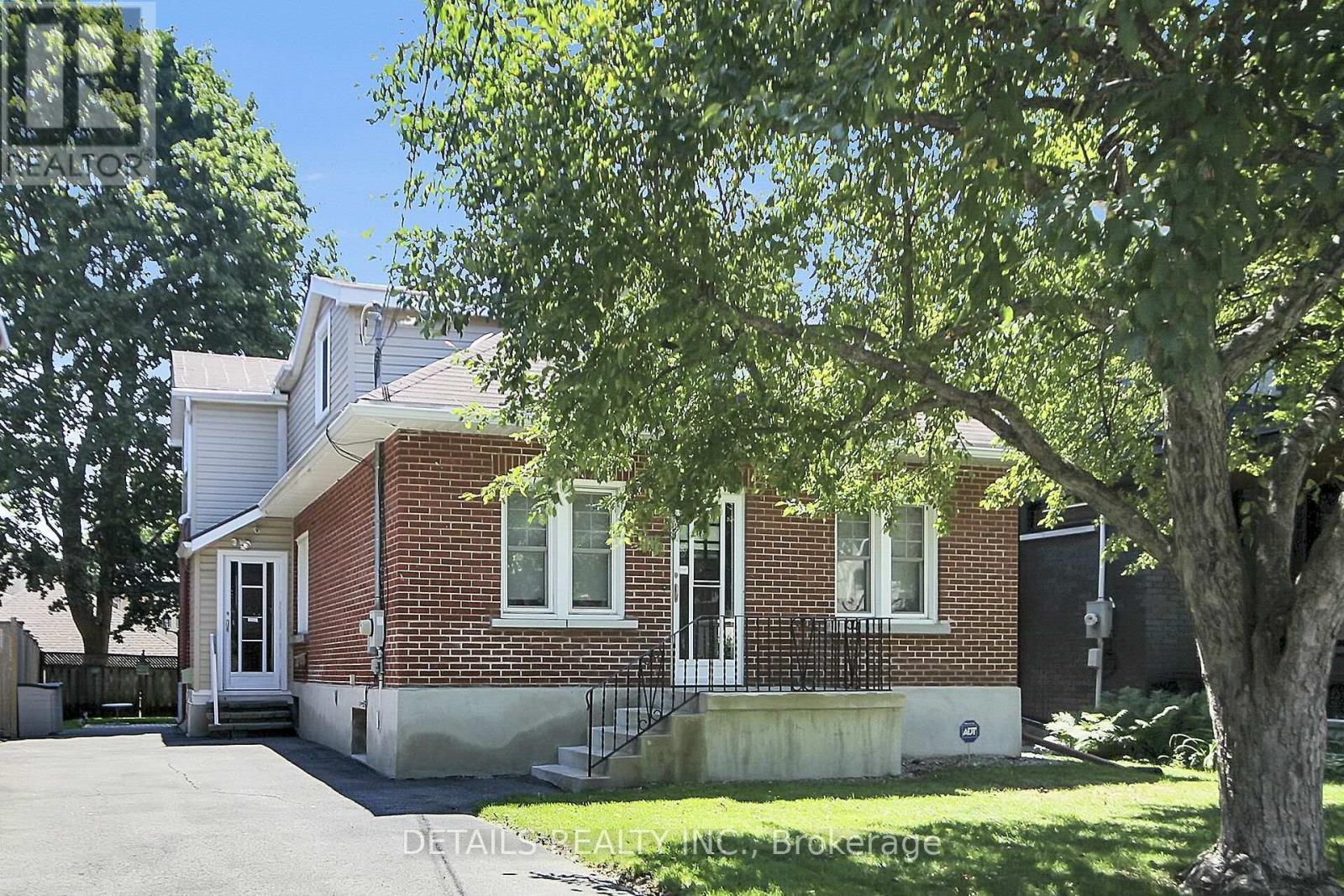 88 Helena Street, Ottawa, ON - Outdoor