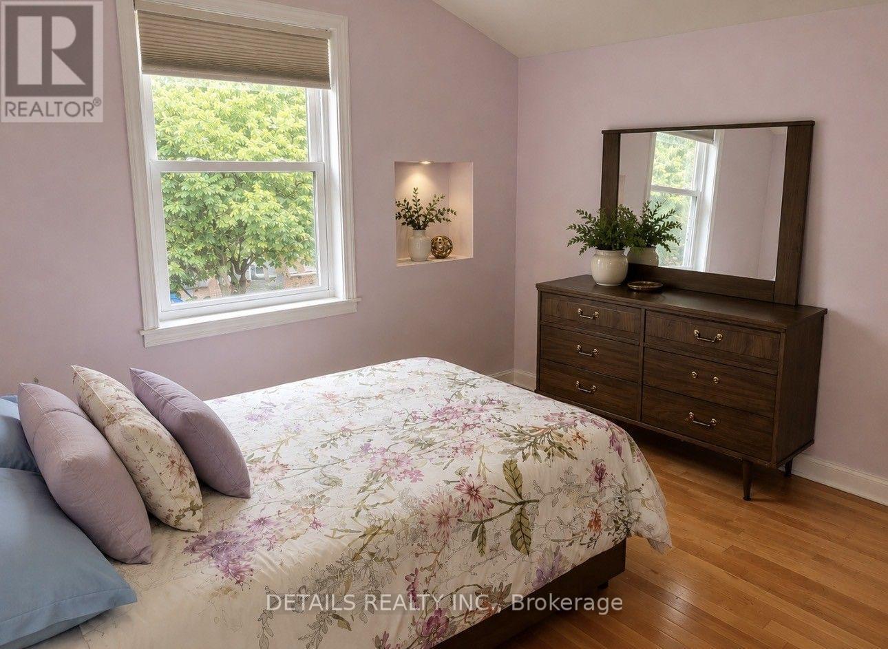 Master Bedroom - Second Level - 88 Helena Street, Ottawa, ON - Indoor Photo Showing Bedroom