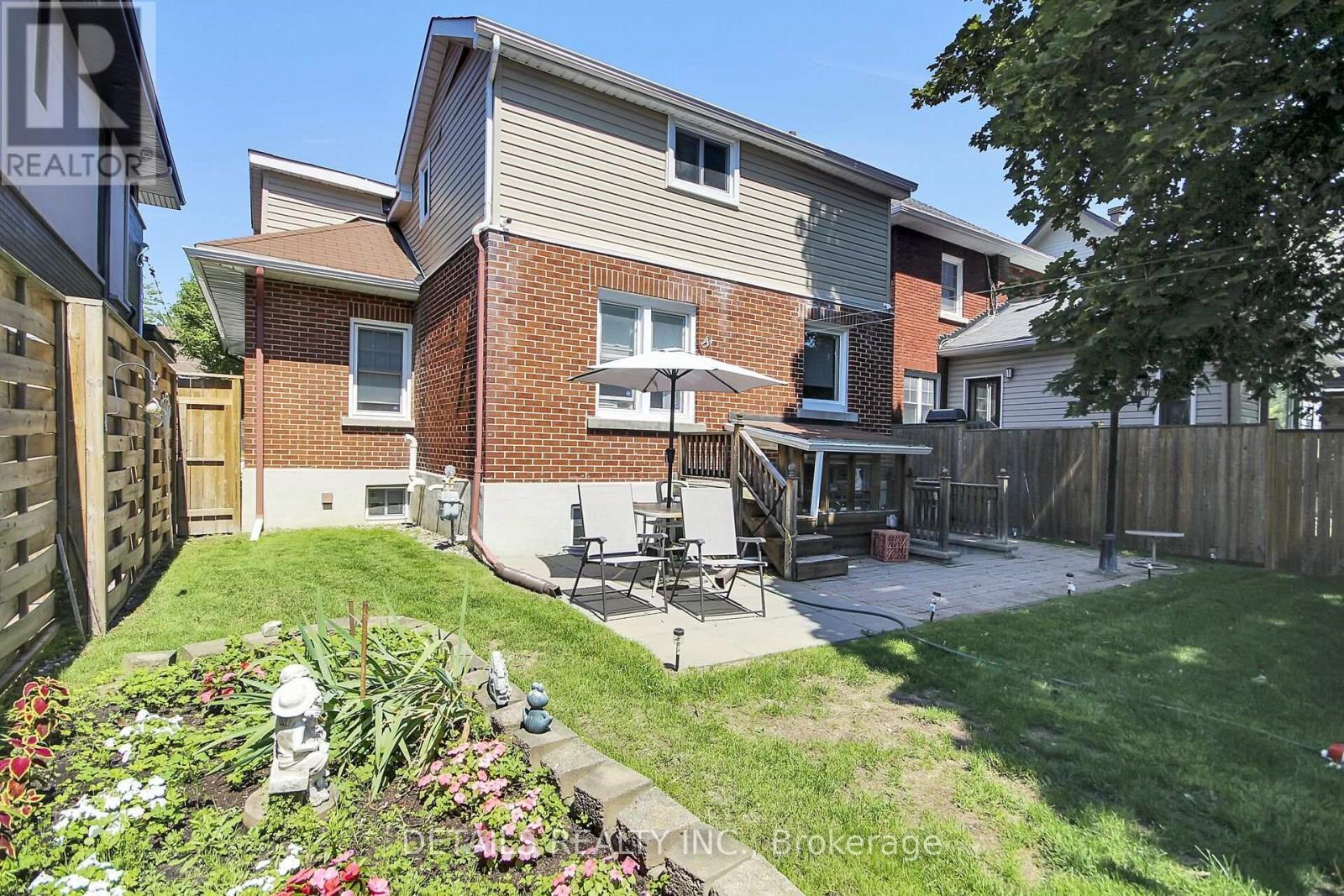 88 Helena Street, Ottawa, ON - Outdoor