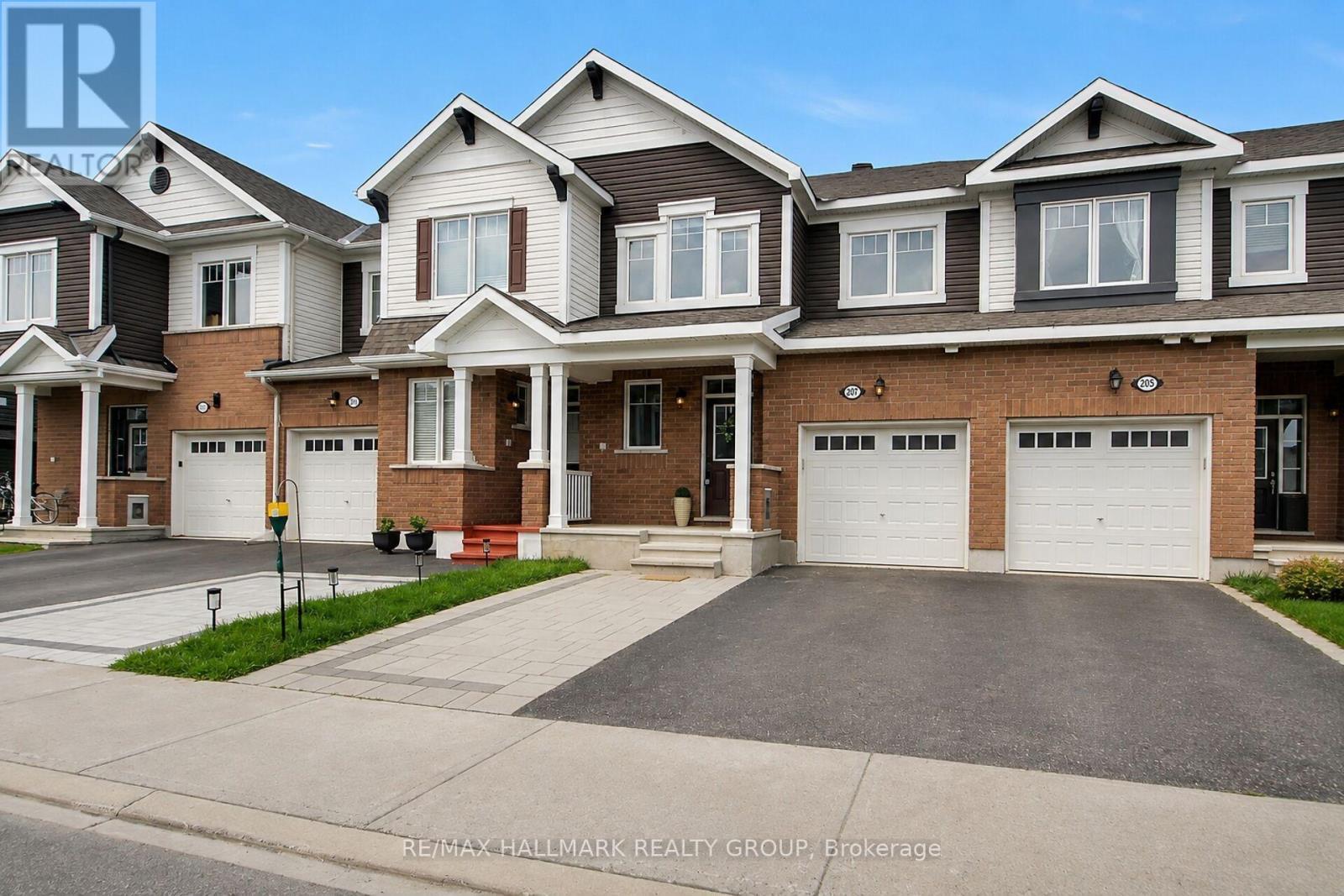 207 Willow Aster Circle, Ottawa, ON - Outdoor With Facade