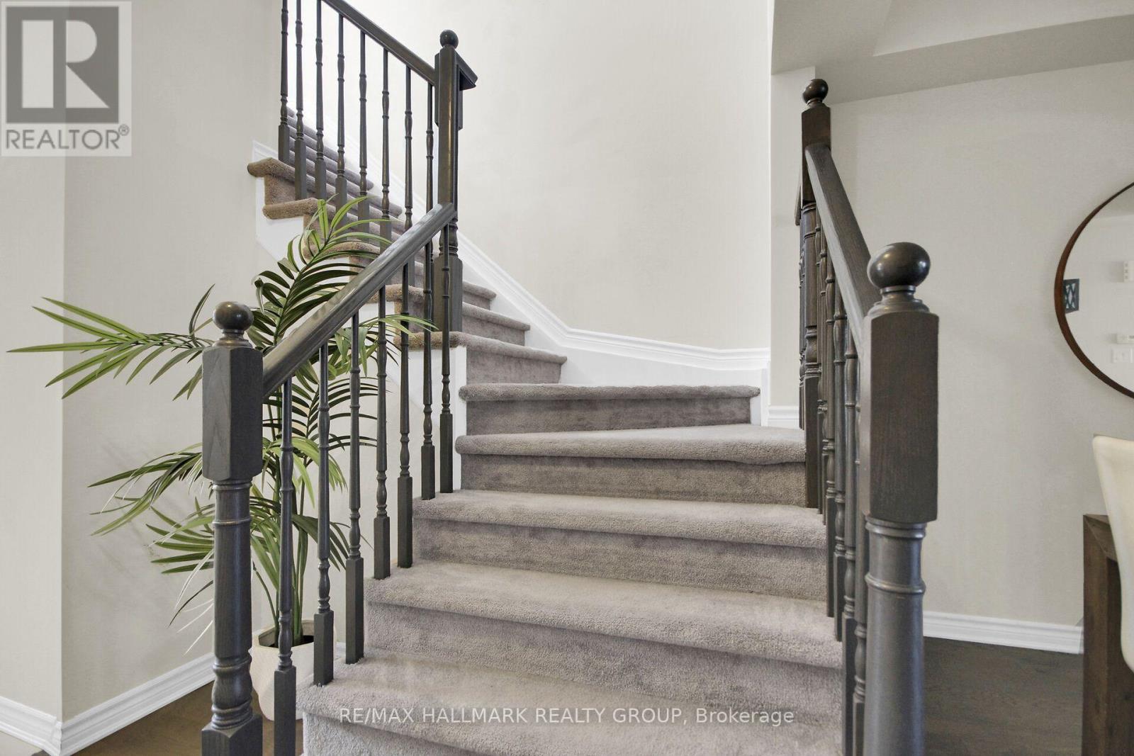 207 Willow Aster Circle, Ottawa, ON - Indoor Photo Showing Other Room