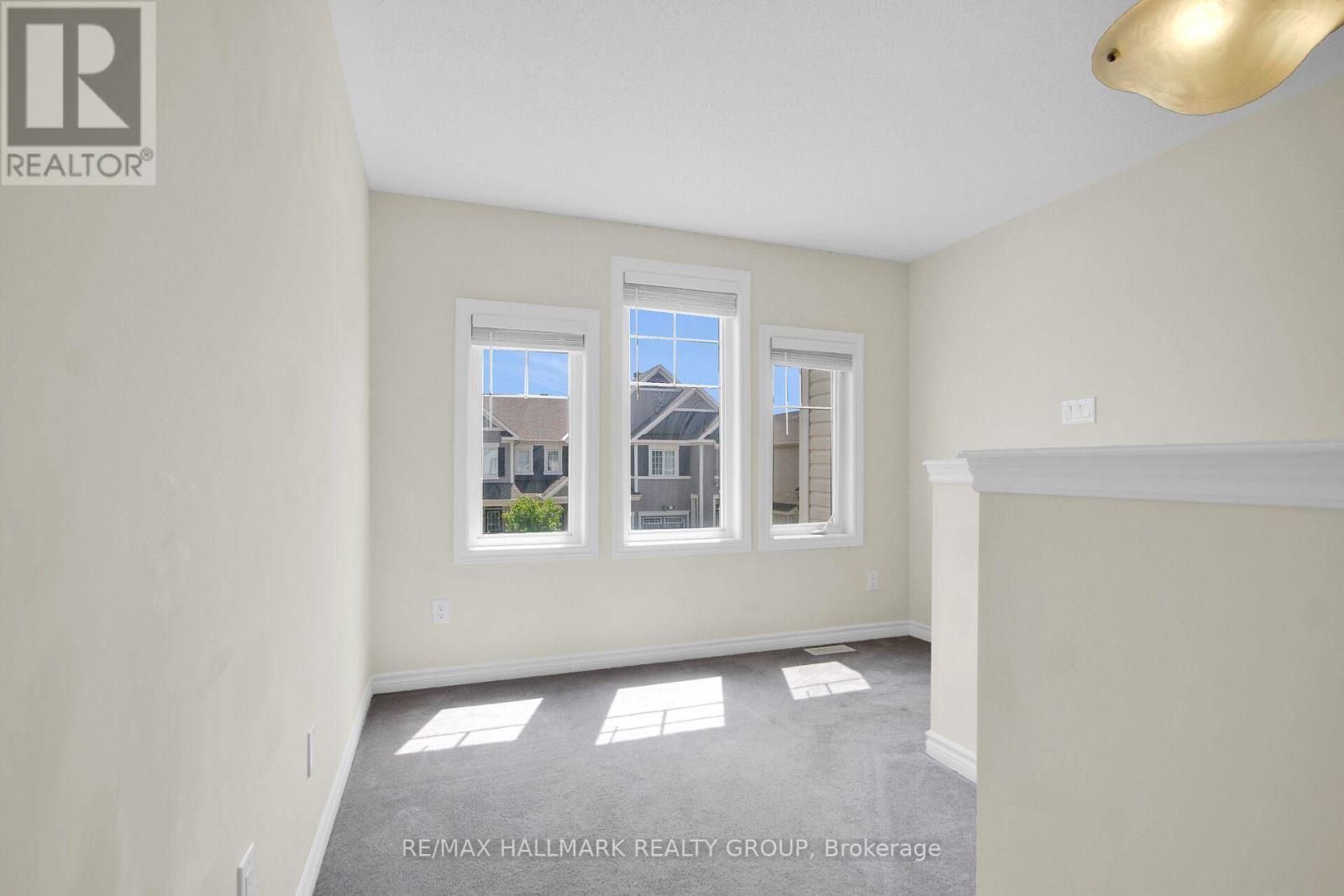 207 Willow Aster Circle, Ottawa, ON - Indoor Photo Showing Other Room
