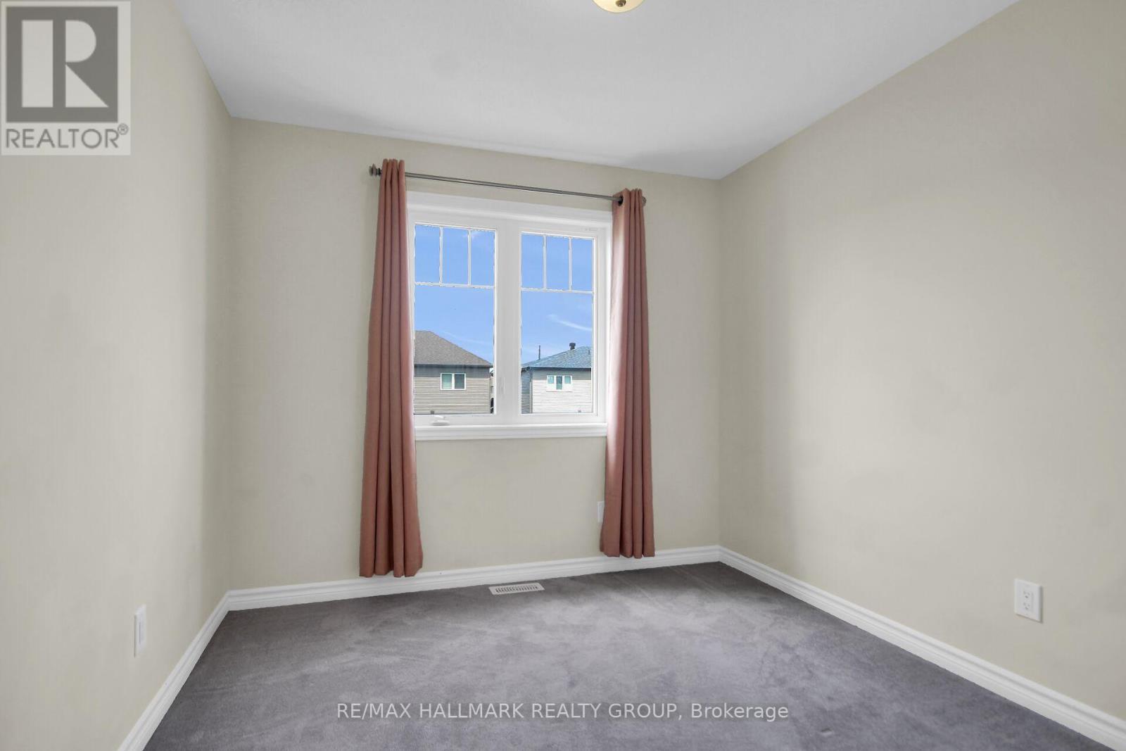 207 Willow Aster Circle, Ottawa, ON - Indoor Photo Showing Other Room
