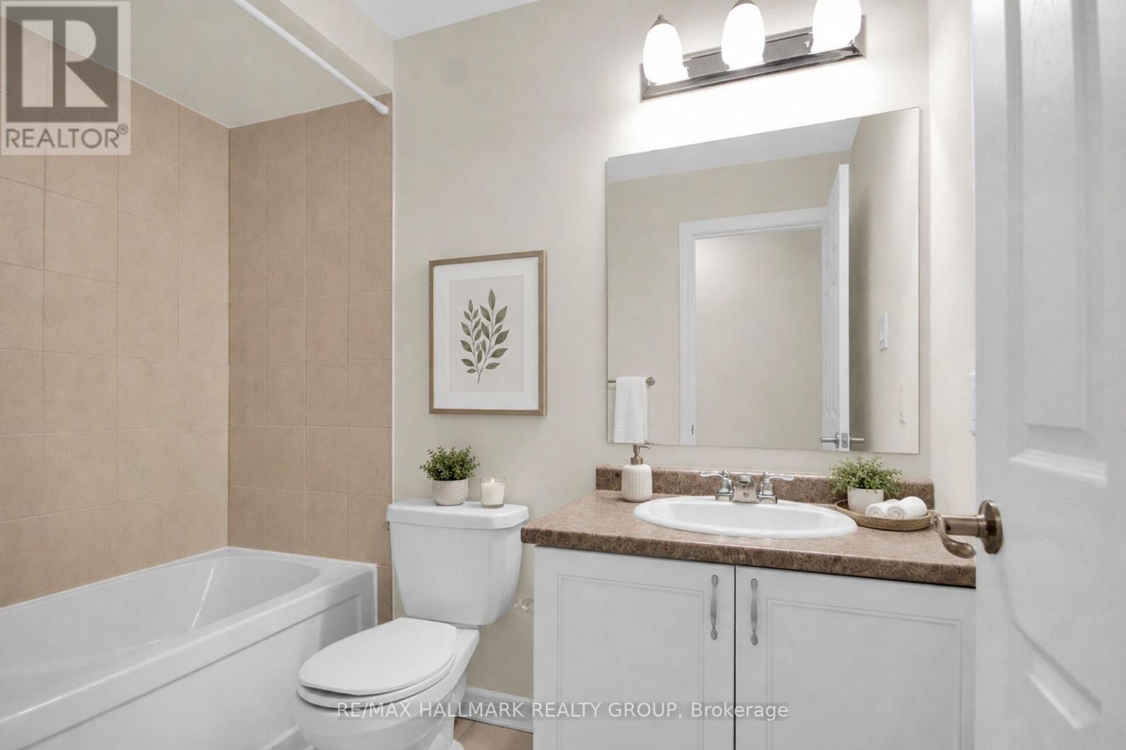 207 Willow Aster Circle, Ottawa, ON - Indoor Photo Showing Bathroom