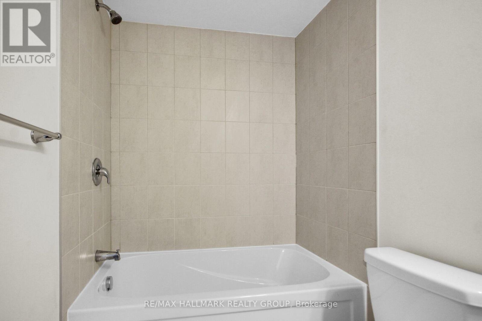 207 Willow Aster Circle, Ottawa, ON - Indoor Photo Showing Bathroom