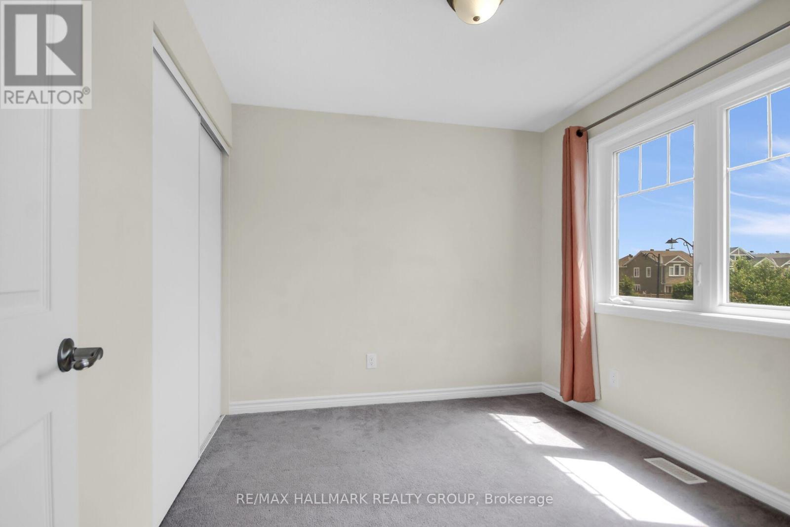 207 Willow Aster Circle, Ottawa, ON - Indoor Photo Showing Other Room
