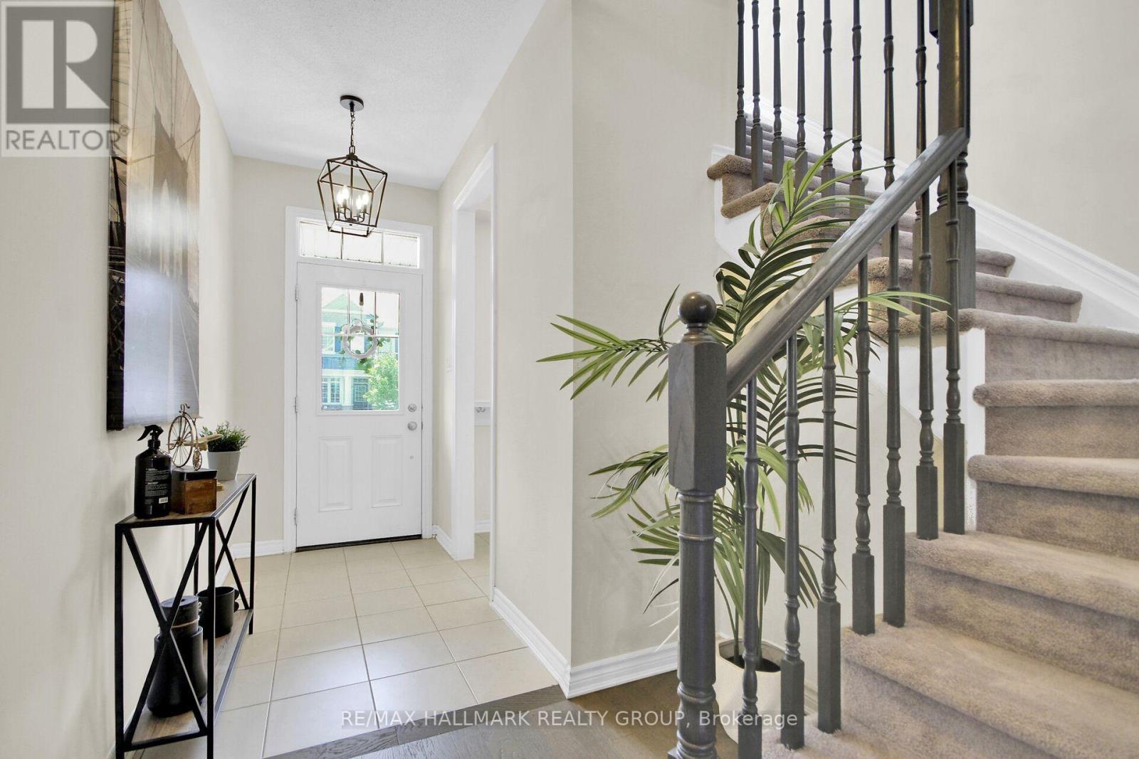 207 Willow Aster Circle, Ottawa, ON - Indoor Photo Showing Other Room