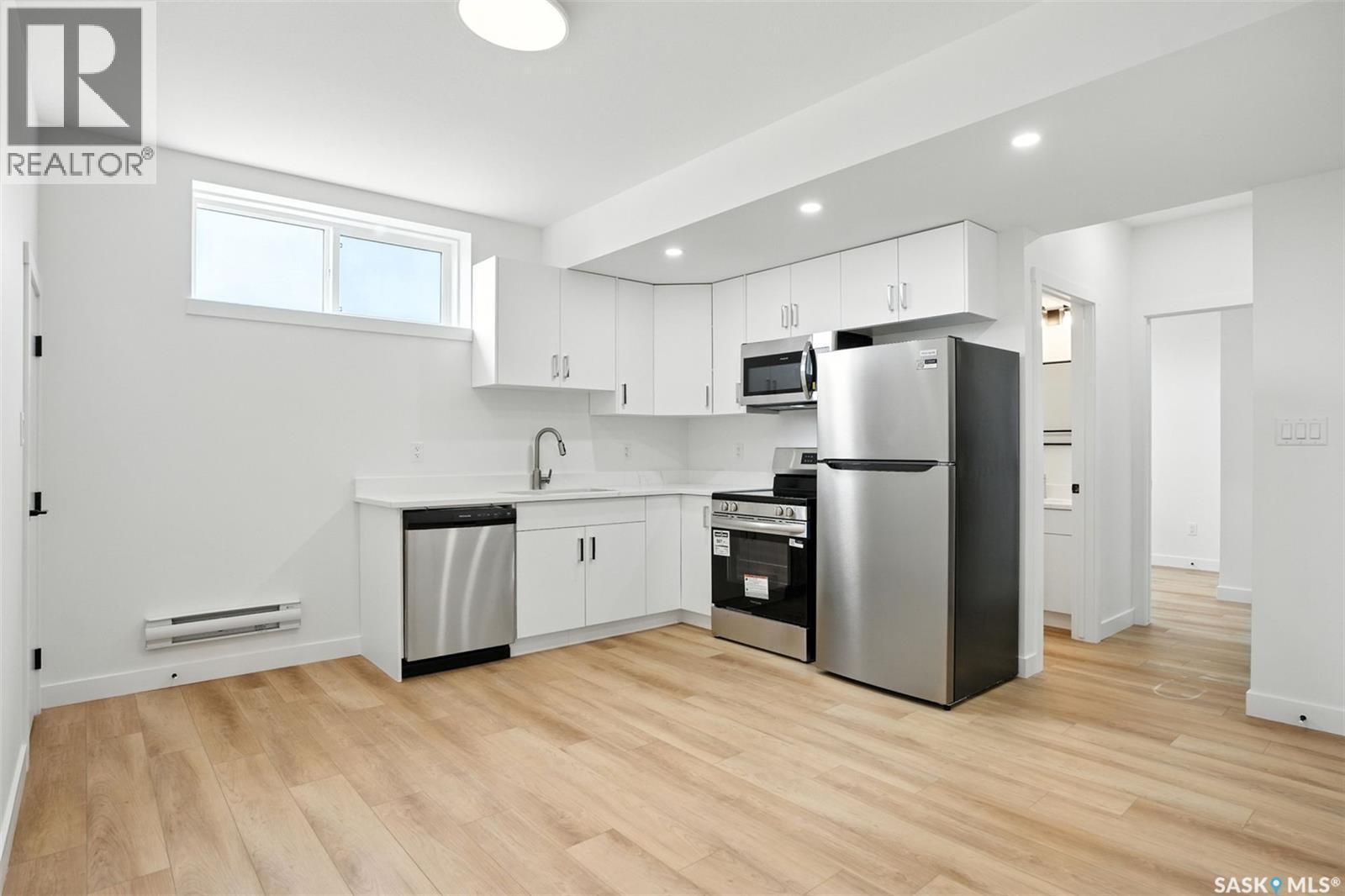 138 Sharma Lane, Saskatoon, SK - Indoor Photo Showing Kitchen