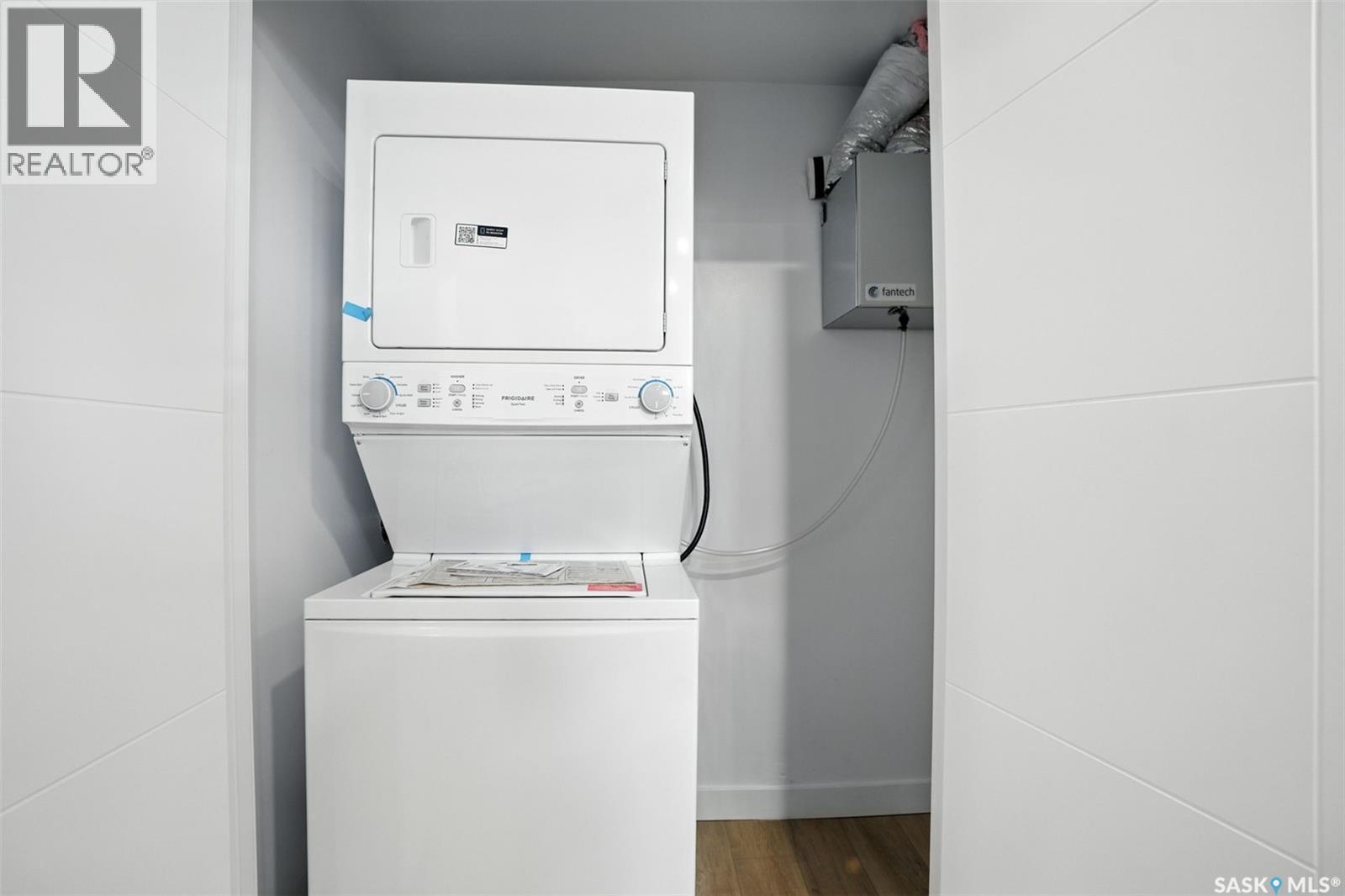 138 Sharma Lane, Saskatoon, SK - Indoor Photo Showing Laundry Room