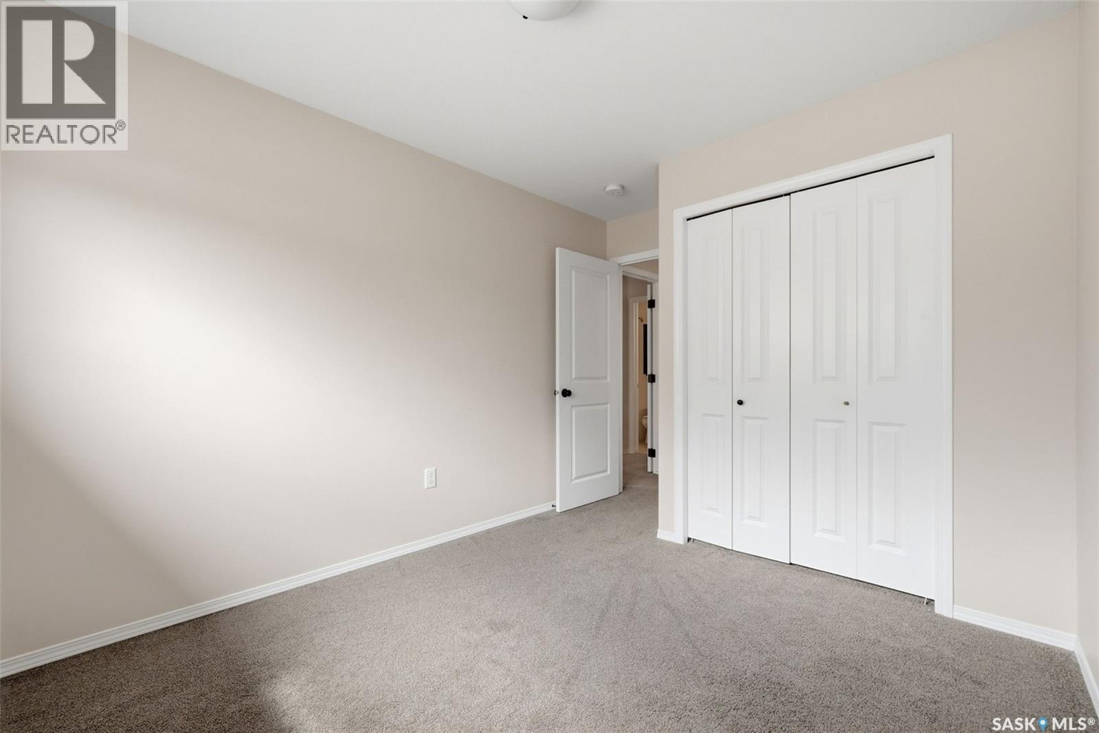 5257 Canuck Crescent, Regina, SK - Indoor