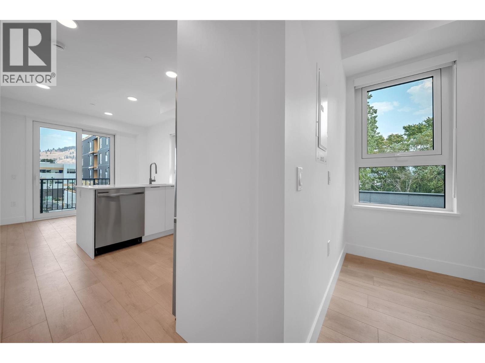 620 Coronation Avenue Unit# 312, Kelowna, BC - Indoor