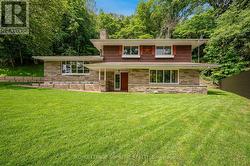2035 HOLLOW ROAD Thorold, ON L2V 5G8