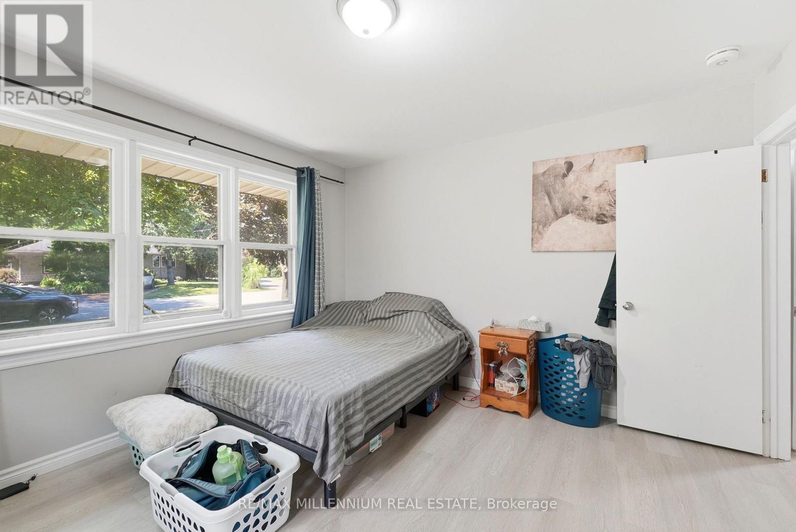 22 Montgomery Road, St. Thomas, ON - Indoor Photo Showing Bedroom