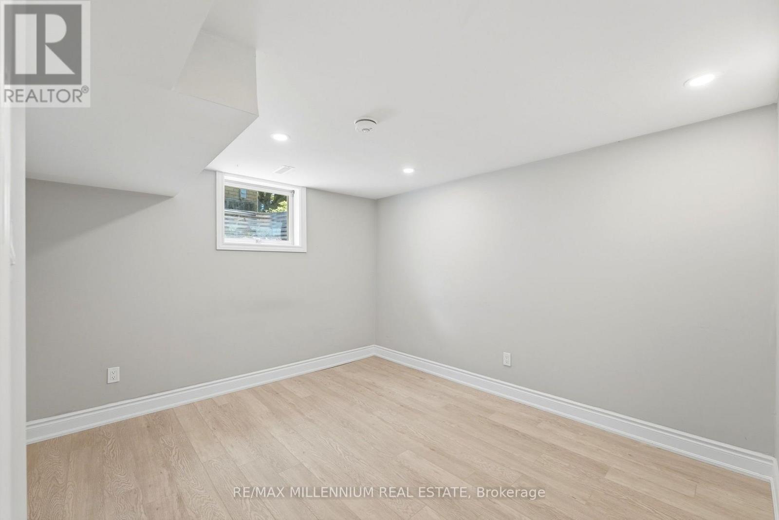 22 Montgomery Road, St. Thomas, ON - Indoor Photo Showing Other Room