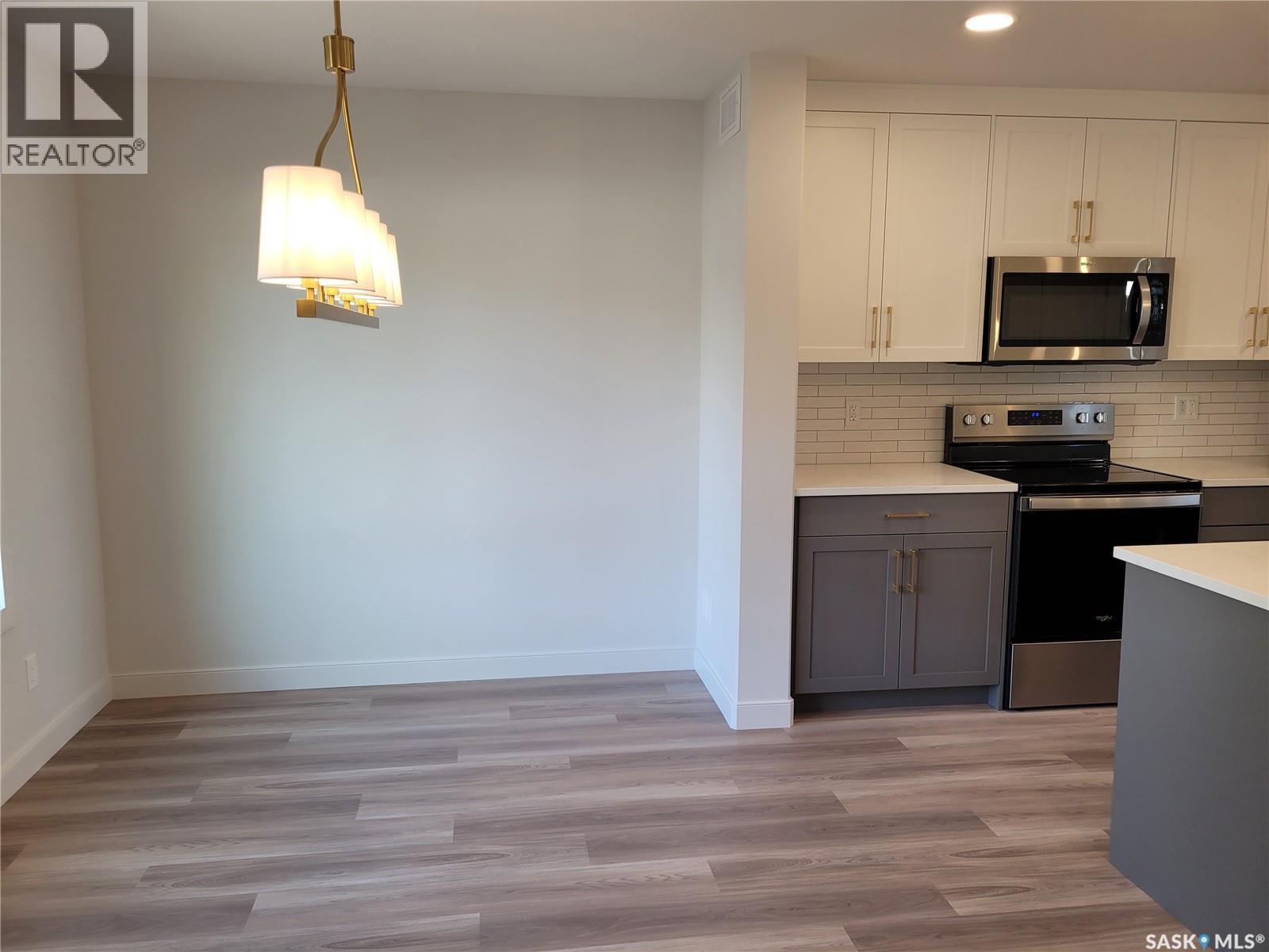 1640 1St Avenue N, Saskatoon, SK - Indoor Photo Showing Kitchen