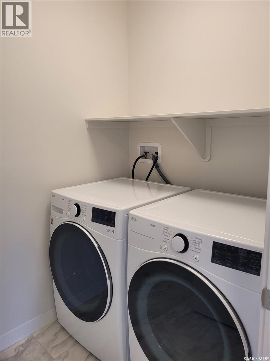 1640 1St Avenue N, Saskatoon, SK - Indoor Photo Showing Laundry Room