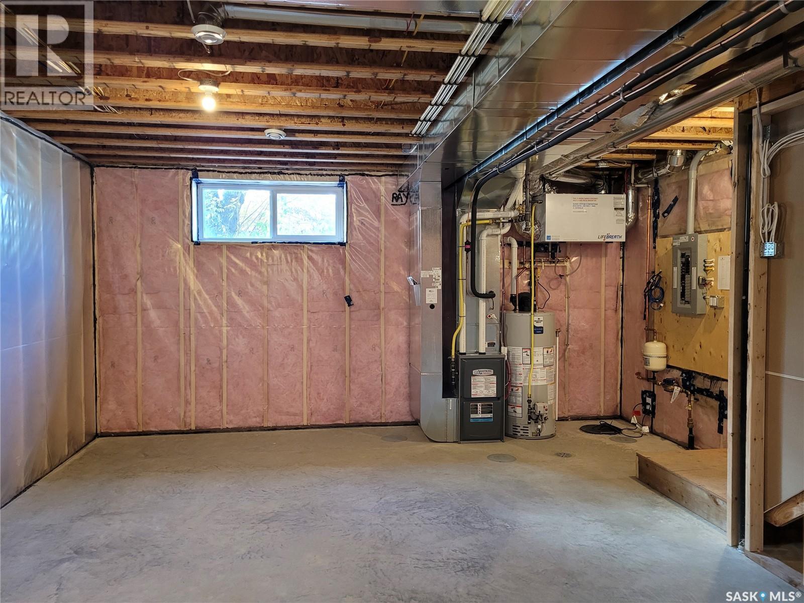 1640 1St Avenue N, Saskatoon, SK - Indoor Photo Showing Basement
