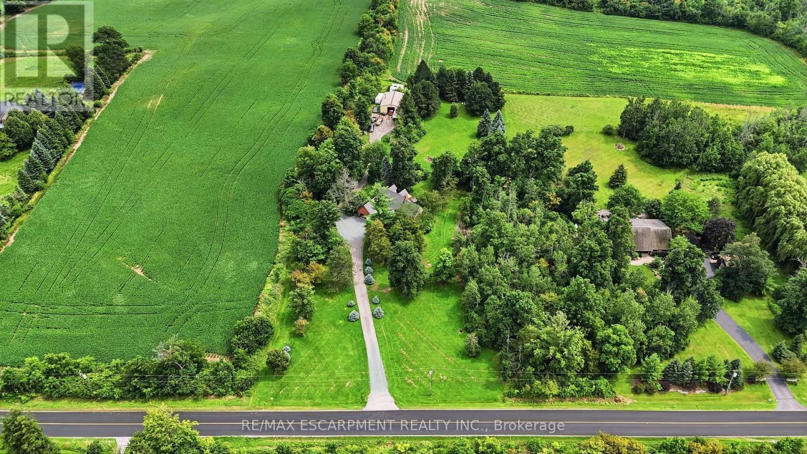 2210 1 Sideroad, Burlington, ON - Outdoor