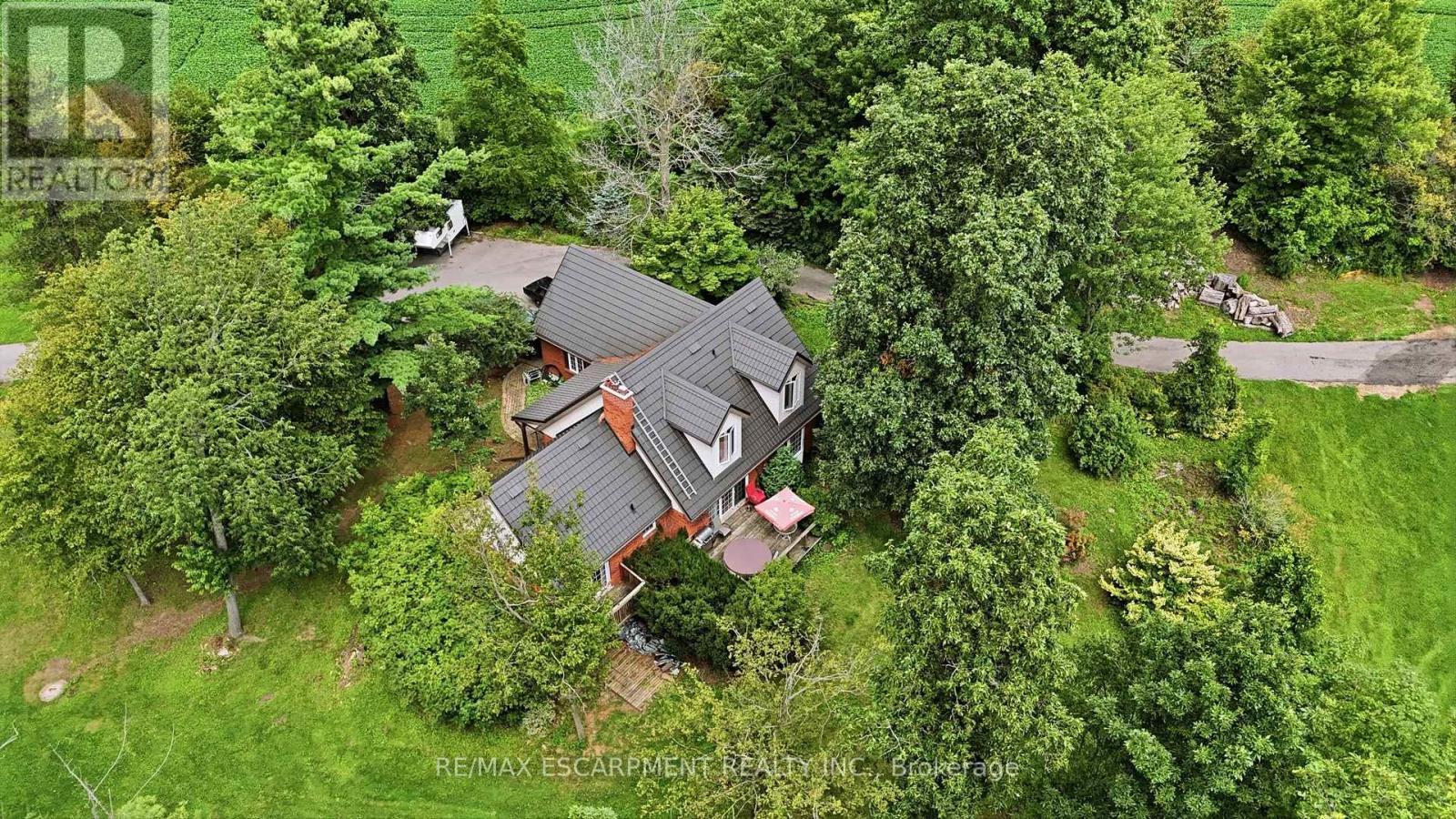 2210 1 Sideroad, Burlington, ON - Outdoor