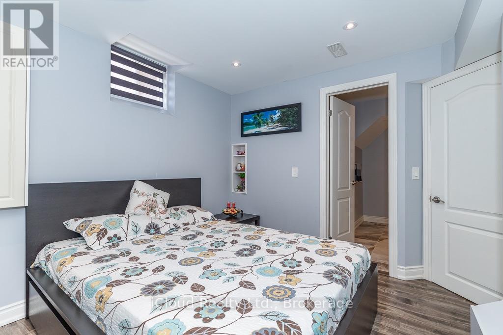 Basement Br - 3340 Ferris Street, Burlington, ON - Indoor Photo Showing Bedroom