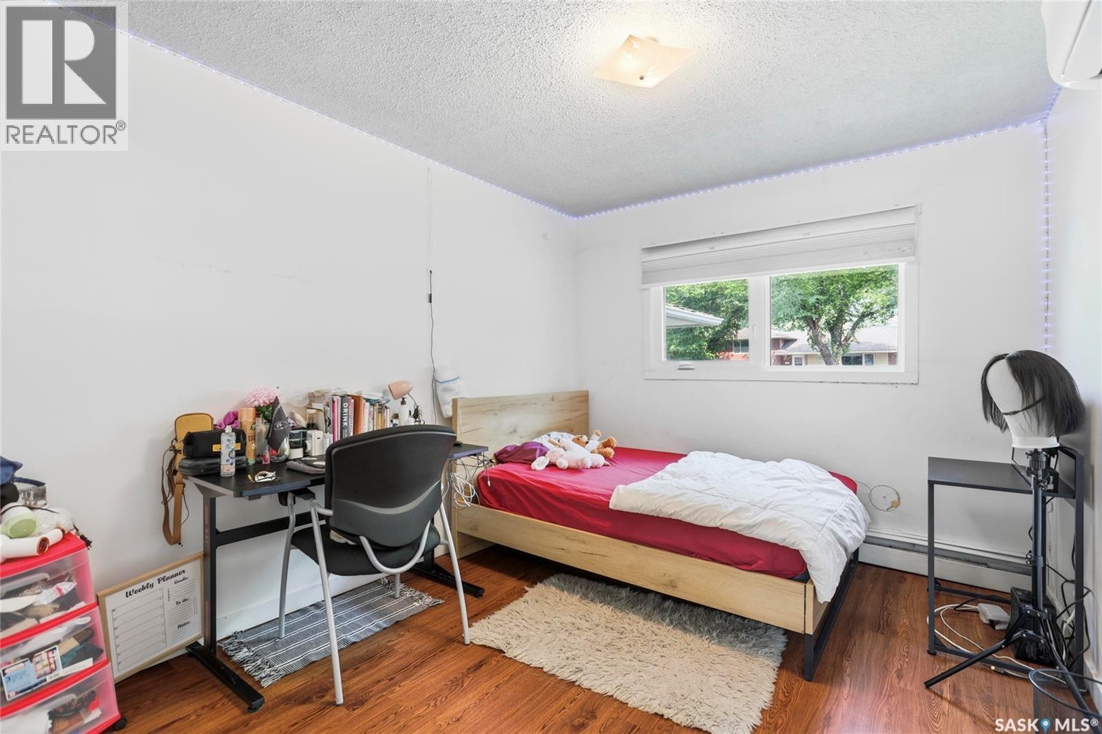 1960 Cowan Crescent, Regina, SK - Indoor Photo Showing Bedroom