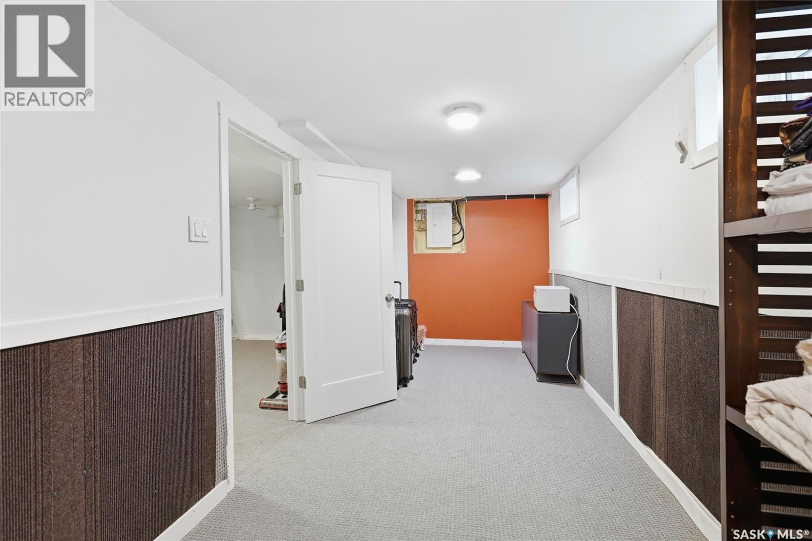 1960 Cowan Crescent, Regina, SK - Indoor Photo Showing Other Room